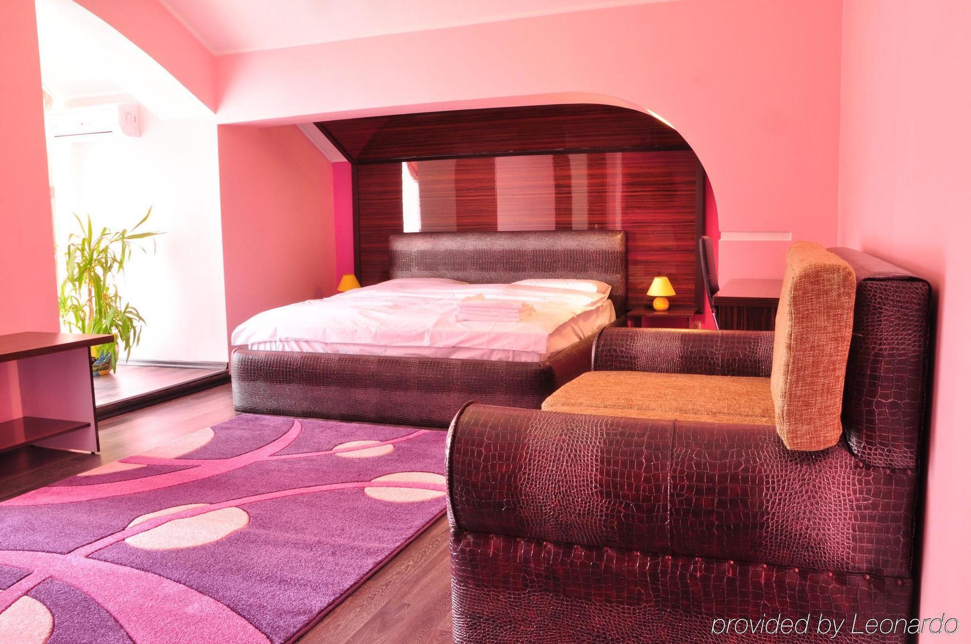 Imperial Hotel 基希讷乌 客房 照片